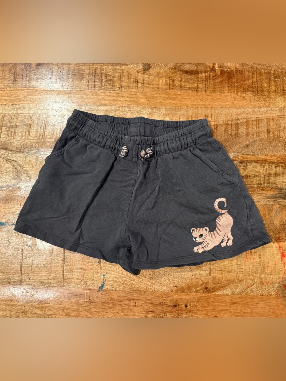 H&M Cat Detail Elastic Waist Shorts Size 8